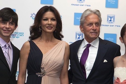 Catherine Zeta-Jones a Michael Douglas s deťmi