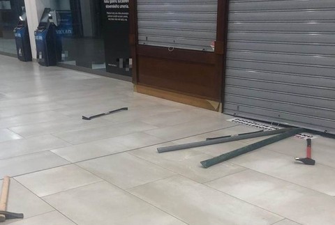 Vlámanie nákupné centrum 