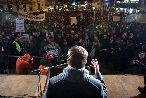 protest proti korupcii v Bratislave 10.12. - 2