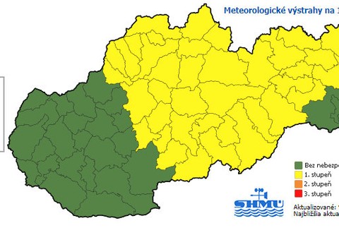 SHMÚ varuje. Výstraha pred silnými dažďami platí pre viaceré časti Slovenska