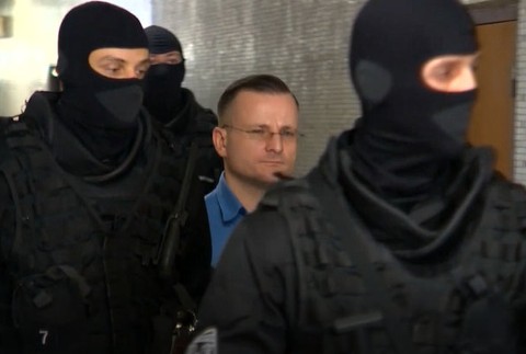 Pred súd sa opäť postavil člen cudzineckej légie Tatič. Vymerať mu majú nový trest