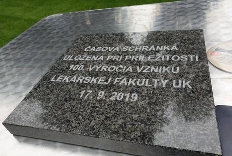 Lekárska fakulta - časová schránka