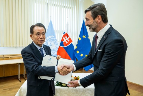 Han Sung-su a Juraj Blánár - Bratislavská deklarácia 2