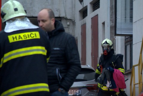 Návštevníkom plavárne prišlo nevoľno. Hasiči museli budovu evakuovať