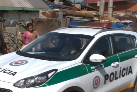 operatívna akcia v osade