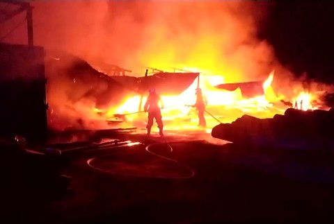 [multi] Poziar drevovyroba 9643