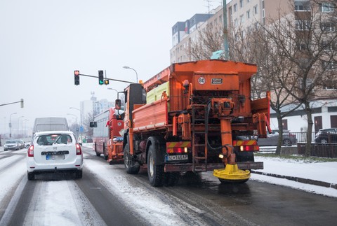 FOTO: Kolaps dopravy v Bratislave. Problémy majú aj linky MHD