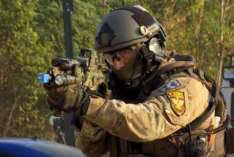 Protiteroristické jednotky sa stretli na juhu Slovenska. Zažite ich v akcii