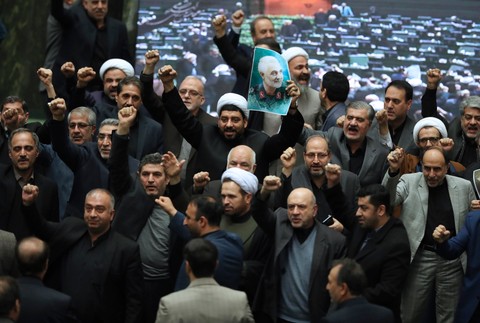 Tragický pohreb iránskeho generála. Dav ušliapal 35 ľudí