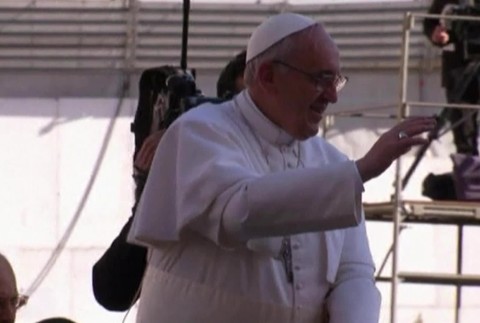 [multi] Papez a jeho ochrana.t 4044