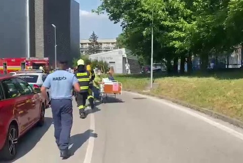 [multi] požiar nemocnica košice 4383