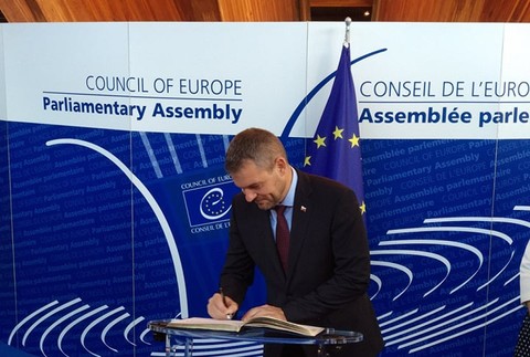 Pellegrini v Štrasburgu