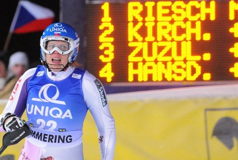 Veronika Zuzulová počas SP žien v slalome v rakúskom Semmeringu