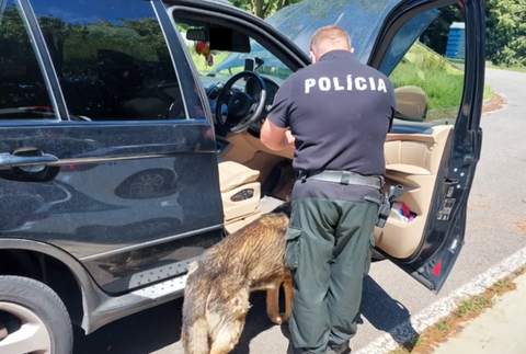 01 prešov razia policia 12