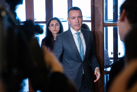 Mimoriadne zasadnutie Vlády SR po zrážke vlakov pri Pezinku