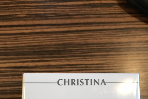 Nebezpečná kozmetika.JPG