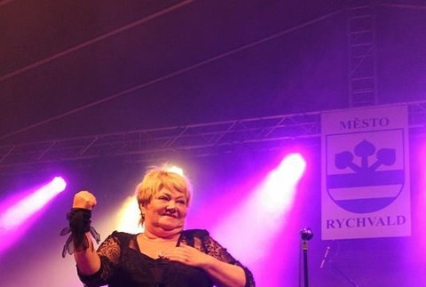 Věra Špinarová