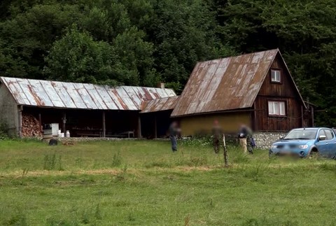 Oslava skončila tragédiou. Brat na smrť dobodal brata