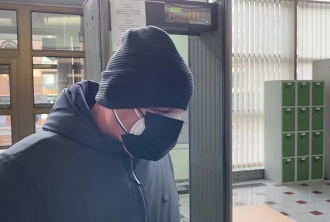 [multi] Bernard Slobodník pred výsluchom na NAKA 2124