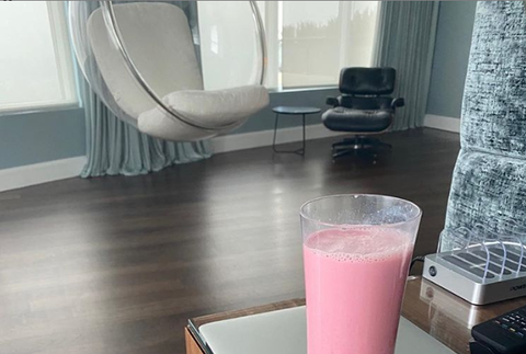 Screenshot_2020-05-10 Matthew Perry ( mattyperry4) • Fotky a videá na Instagrame(3)