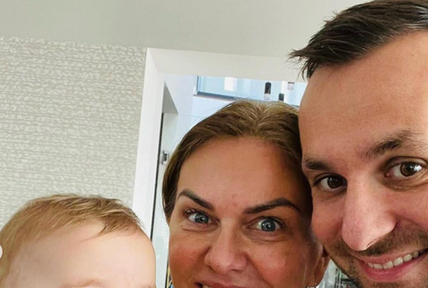 Monika Beňová s rodinou