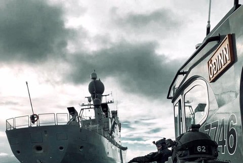 Cvičenie Atlas - Teroristi opúšťajú Island