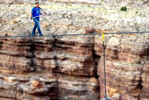 Povrazolezec Nik Wallenda Veľký kaňon