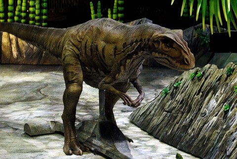 Dinosaurus 4
