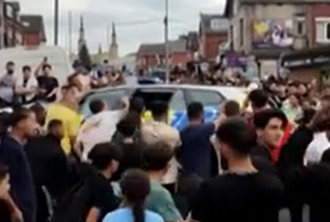 prevratene policajne auto