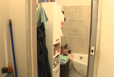 policajt spehoval susedov 1