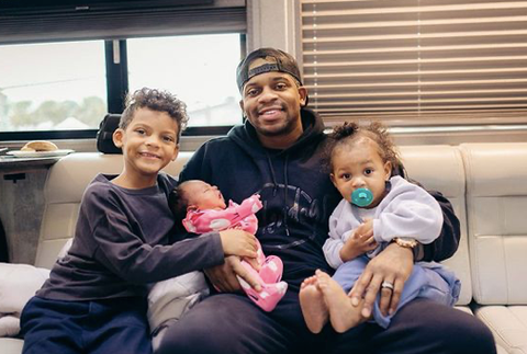 Jimmie Allen s deťmi