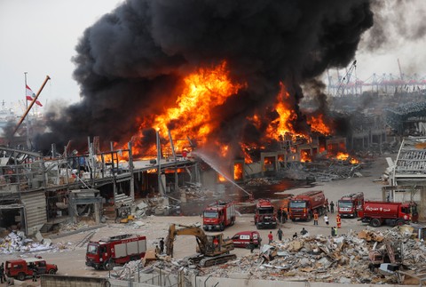 Rozsiahly požiar v Bejrúte