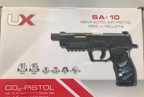 Mladý vodič sa nechcel dať predbehnúť, reagoval výstrelmi zo zbrane