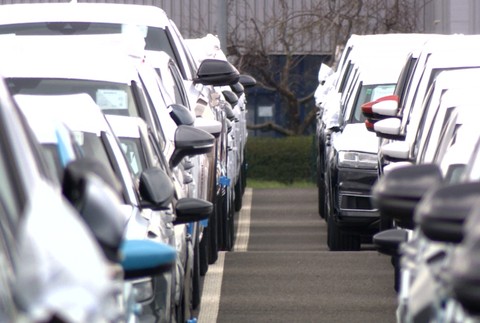 Volkswagen sa chystá investovať 60 miliárd do elektromobility. Otázne je, či sa to dotkne aj Slovenska