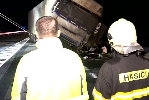 [multi] KN Vážna dopravná nehoda pri Martine si vyžiadala jeden život 1166