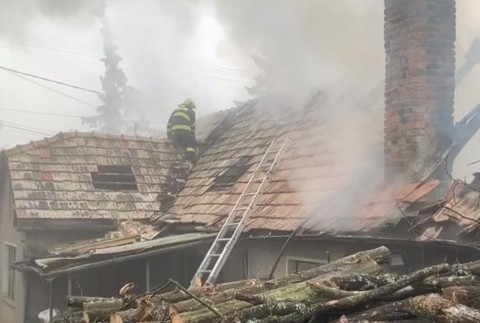 Pri požiari utrpela popáleniny