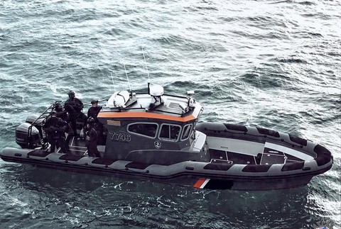 Cvičenie Atlas - Teroristi opúšťajú Island