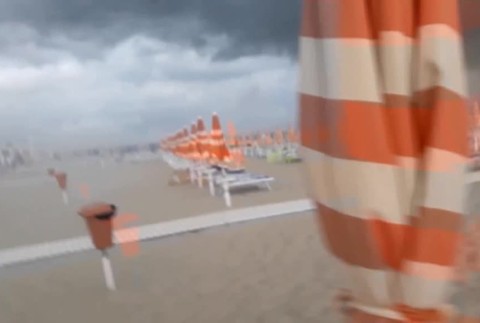 [multi] útek pred búrkou 152