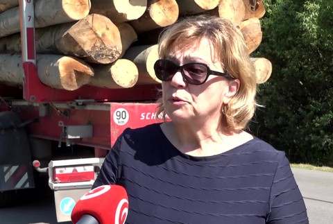 [multi] Cesta do práce sa pre učiteľa na motorke skončila tragicky. 4958