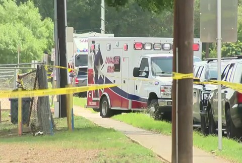 [multi] Streľba v Texase 6542