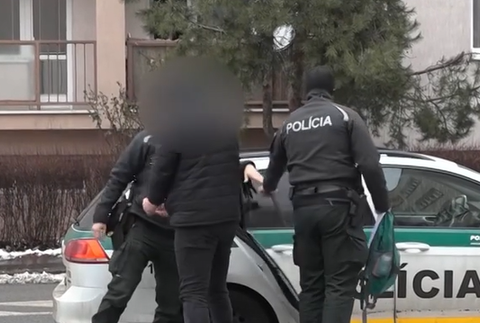 Muž rozširoval detskú pornografiu na Dark-webe 3