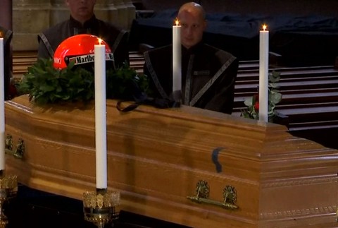 Posledná rozlúčka s legendou F1 Nikim Laudom