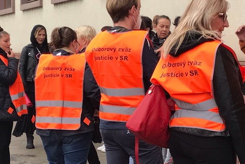 Protest pred MS SR 2