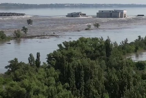 [multi] Priehrada záplavy 516