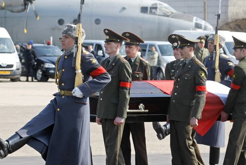 Lech Kaczynski 0 telo