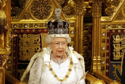 Kráľovná Alžbeta II. 