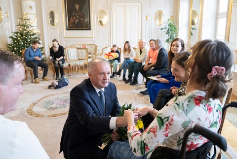 dobry anjel prezidentka (6)