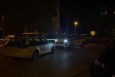 [multi] Nočná dráma na sídlisku v Nitre: Polícia našla v byte dobodanú ženu, zadržali jej syna 838