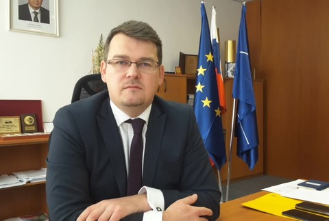 Róbert Ondrejcsák: Dnešným rozhodnutím vlády smerujeme do jadra Európskej únie310