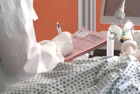 [multi] Pendlovanie lietadla 3559